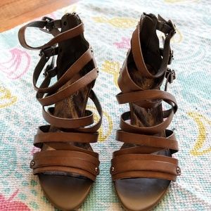 Heeled gladiator style women's sandal